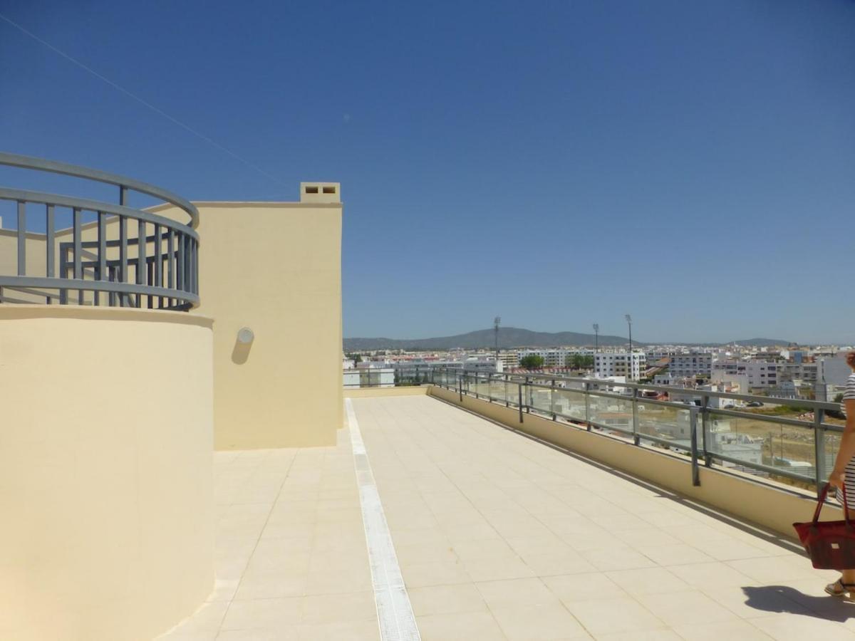 Algarve T2 Apartment With Pool And Balcony In Olhao Exterior photo